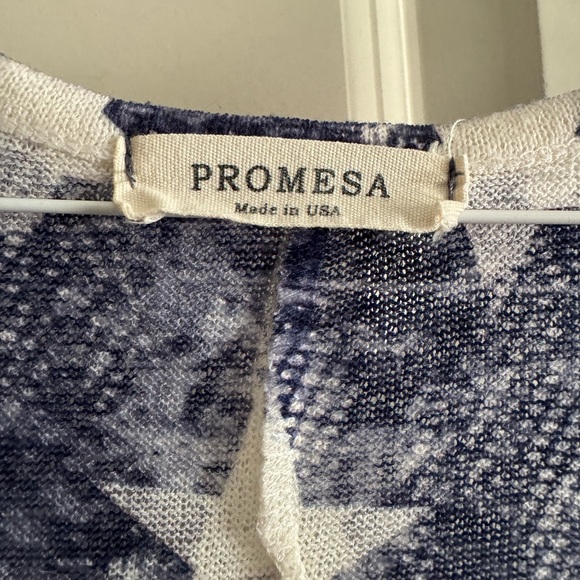 Patriotic Razorback Tank Top - Picture 2 of 3